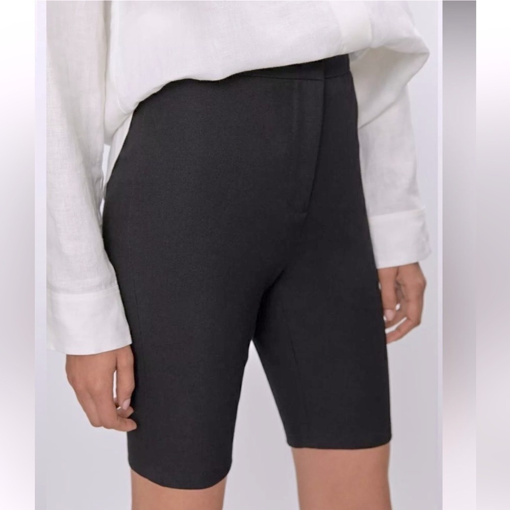 Aritzia Babaton Forte Short Formal Bike Shorts Elastic Back Black Zip Fly Size 6